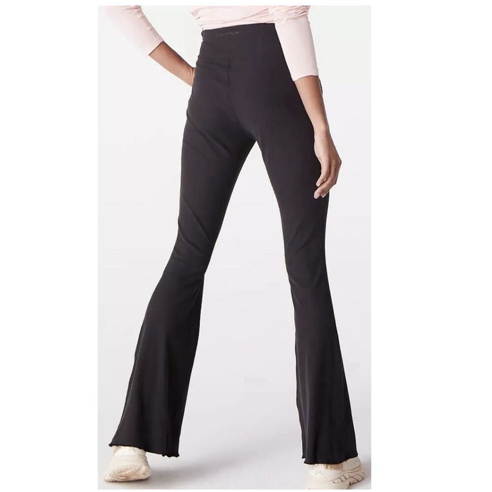 Outdoor Voices Superform Ribbed Flare Leggings BXS Black Athleisure Travel - Picture 4 of 13